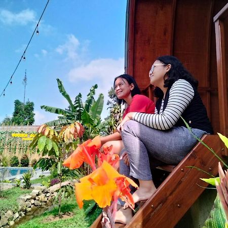 Wooden House Paseban Bogor Exterior foto