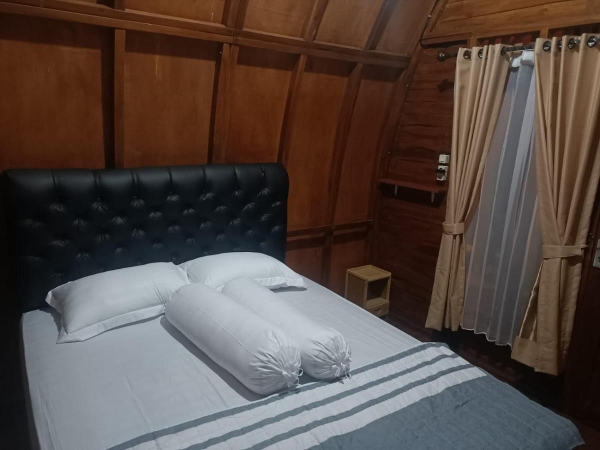 Wooden House Paseban Bogor Exterior foto