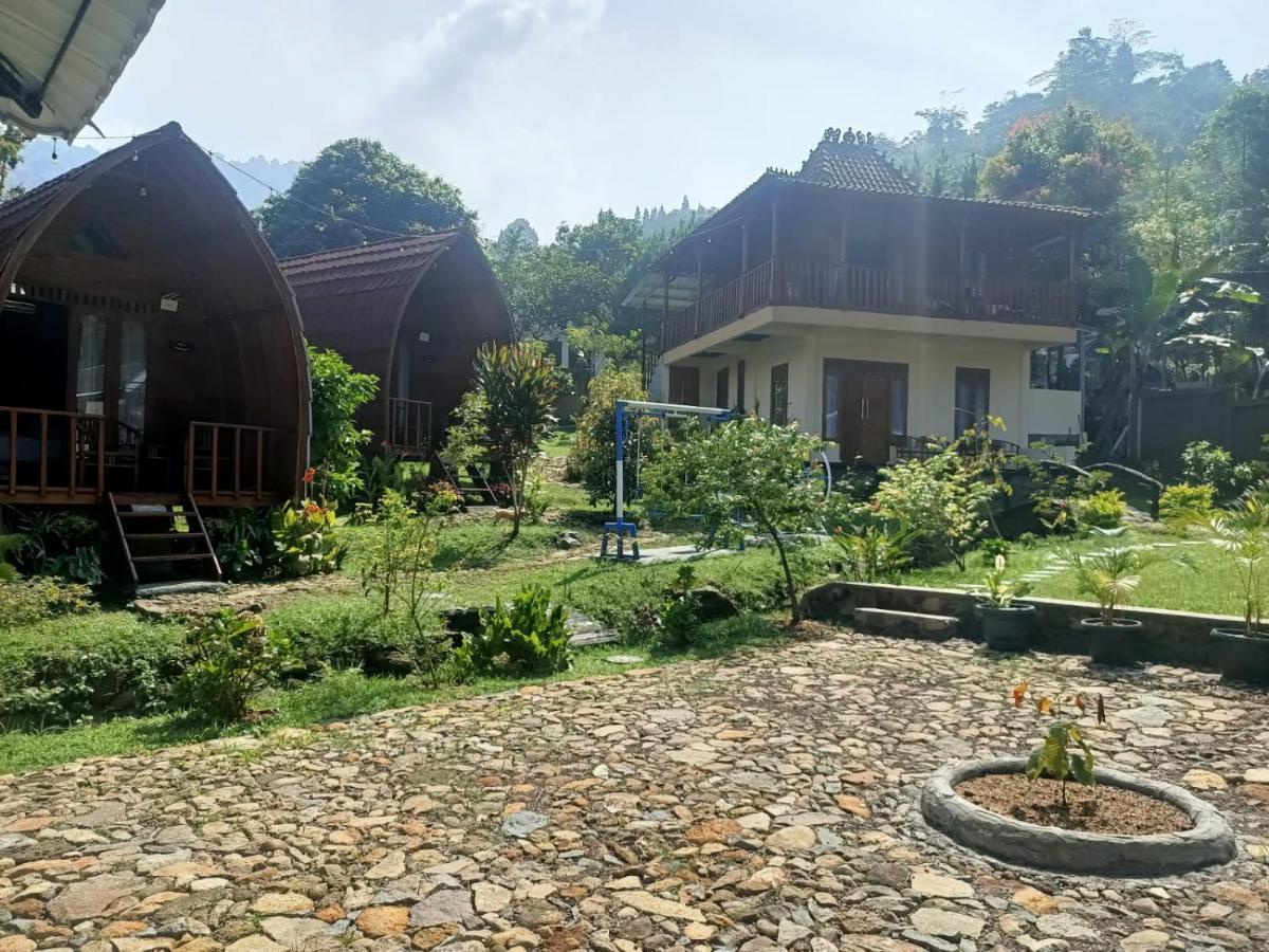 Wooden House Paseban Bogor Exterior foto